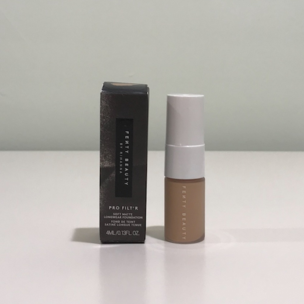 NIB Fenty Beauty Pro Filtr Rihanna Mini Foundation